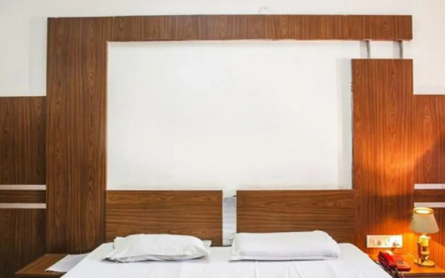Hotel Samrat