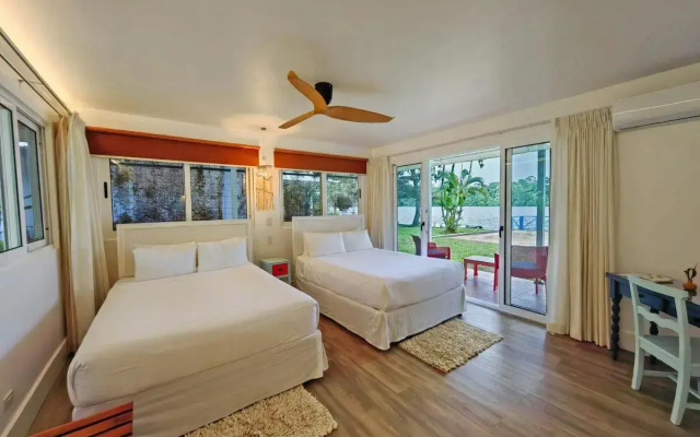 Tortuga Lodge