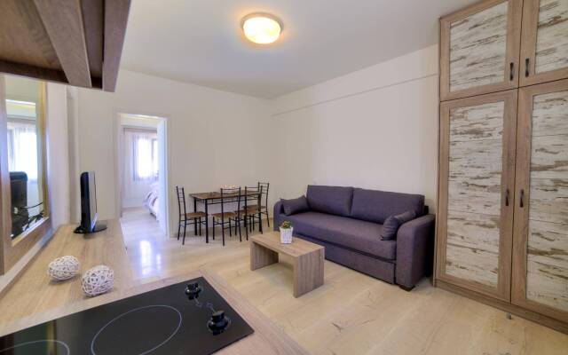 Ifestos Hotel