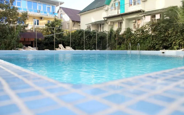 Lazur Guest House