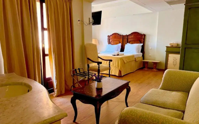 Great Greece Le Convivial Suites