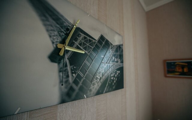 Paris Rooms
