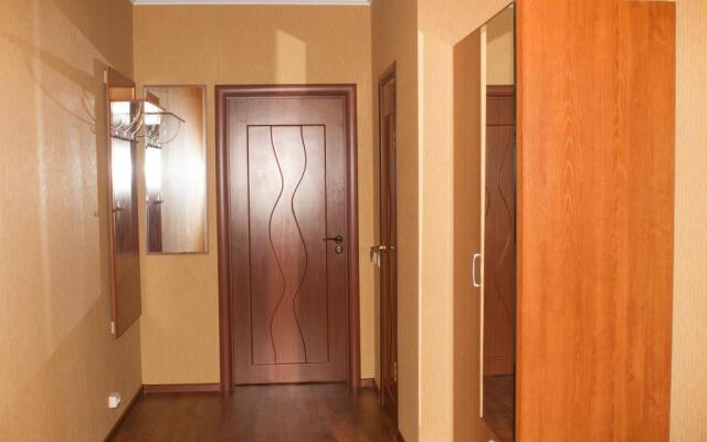 Vosem Vetrov Lyublino Hotel on Kozheduba