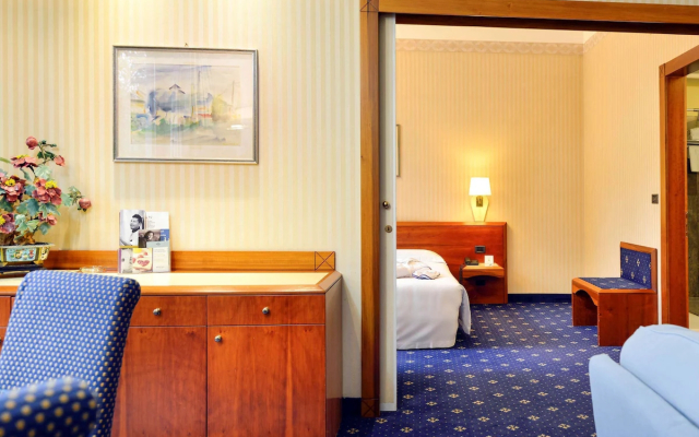 Mercure Astoria Reggio Emilia Hotel