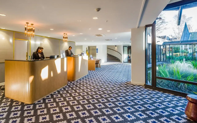 Chateau on the Park - Christchurch, a DoubleTree by Hilton