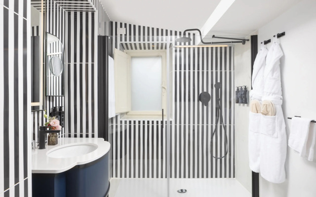 Anglo American Hotel Florence, Curio Collection by Hilton
