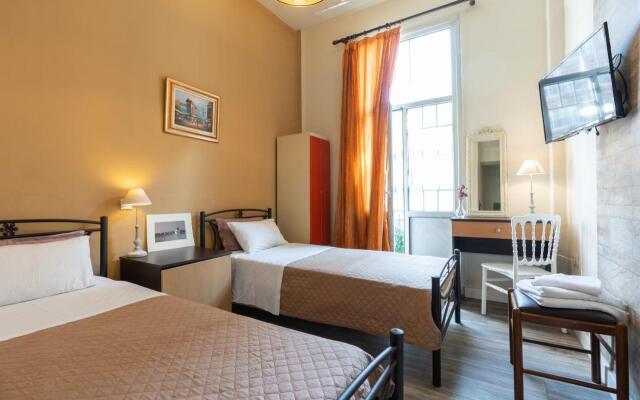 Alexandria Hotel