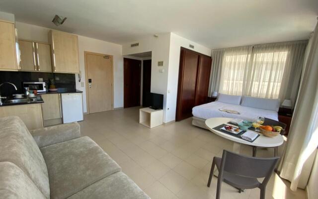 Atenea Park - Suites Apartments