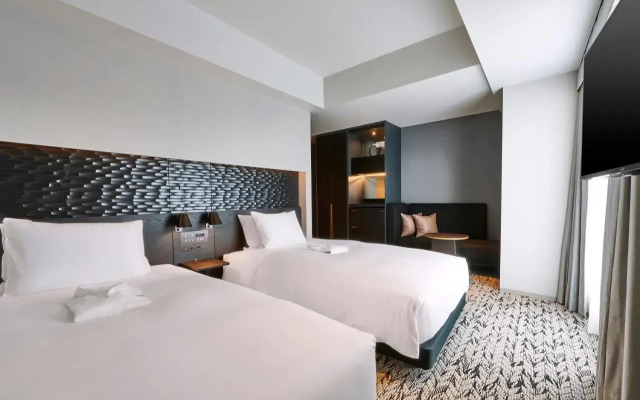 THE GATE HOTEL RYOGOKU by HULIC