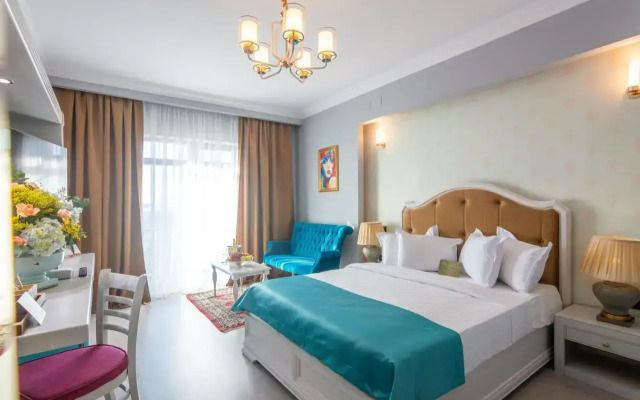Phoenicia Express Hotel