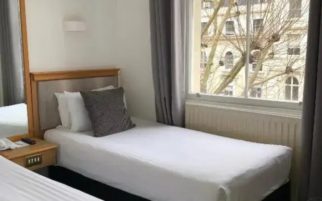 Berjaya Eden Park London Hotel