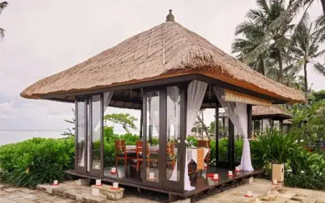 Conrad Bali