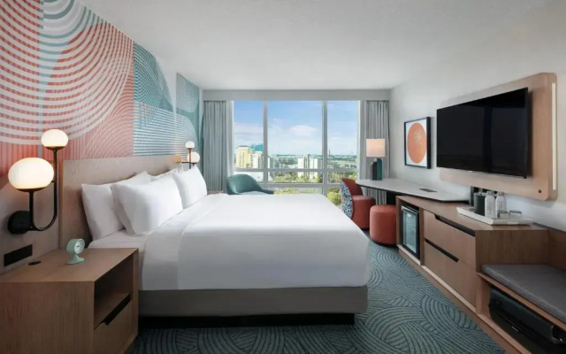 Hotel Landy Orlando Universal Blvd., a Tribute Portfolio Hotel