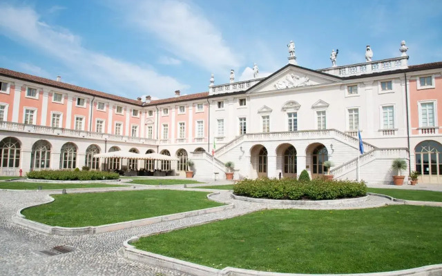 Villa Fenaroli Palace Hotel