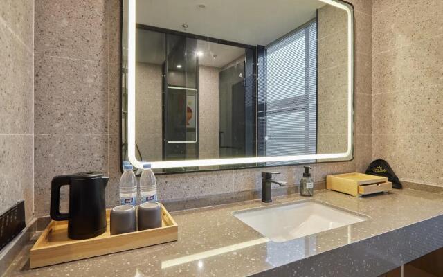 Allin Hotel (Sanmen Jiahui Plaza)