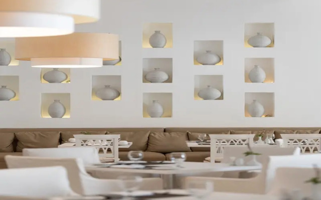 JAZ Neo Almazino Hotel, Almaza Bay