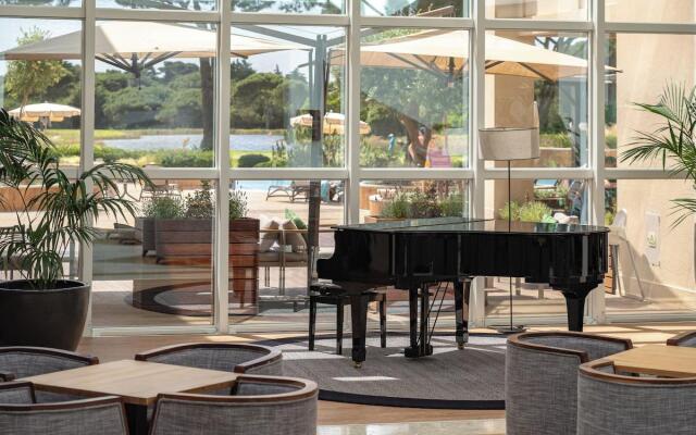 Celay Hotel