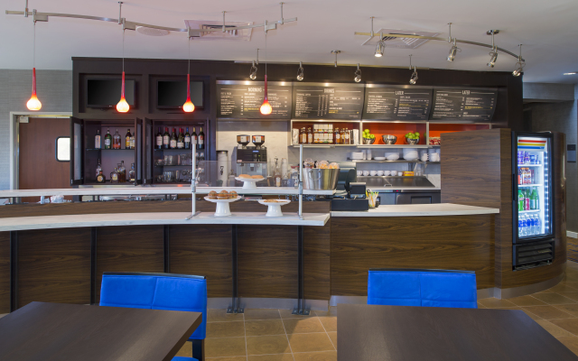 Courtyard by Marriott Austin Airport
