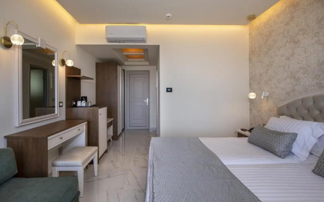 Vantaris Luxury Beach Resort