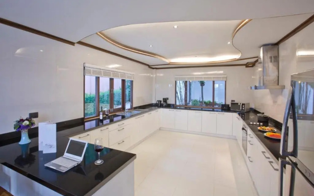 Paradise Island Estate