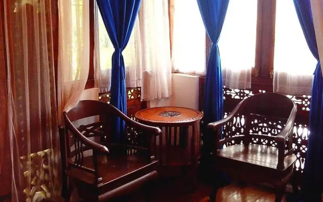 Sapulidi Cafe, Resort & Gallery