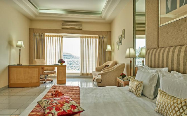 Club Mahindra Kandaghat Resort