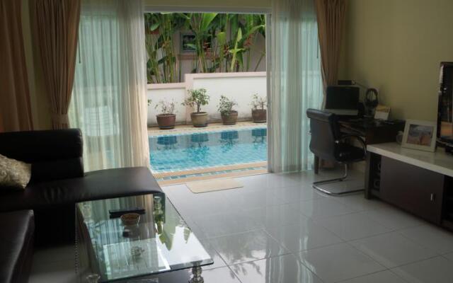 Private pool villa 3 bedroom Jomtien