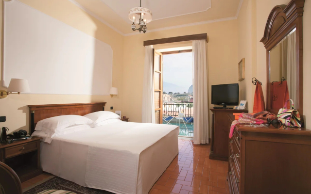 Majestic Palace Hotel
