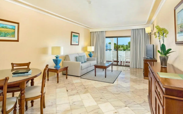 Ria Park Garden Hotel