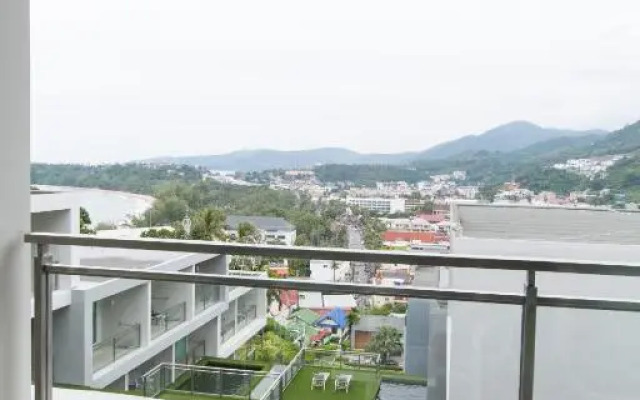 Sugar Palm Grand Hillside