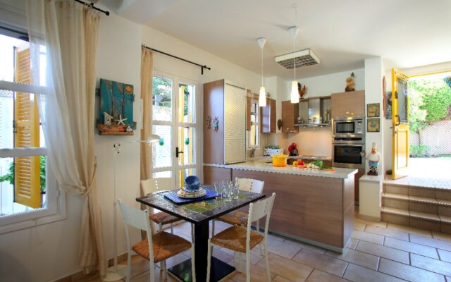 3 Br Villa - Ayios Elias Hilltop - Chg 8925