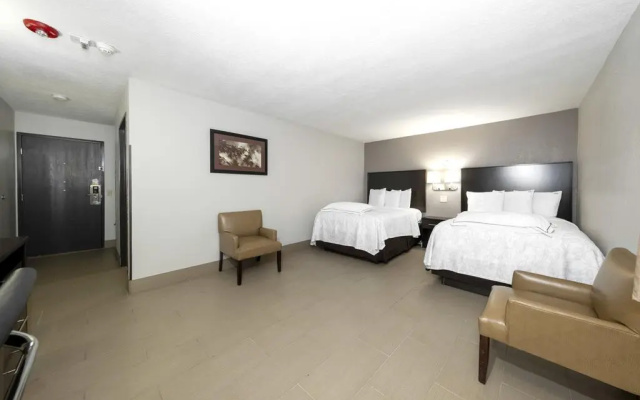 Red Roof Inn PLUS+ Huntsville