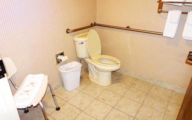 Home Town Inn & Suites Crestview