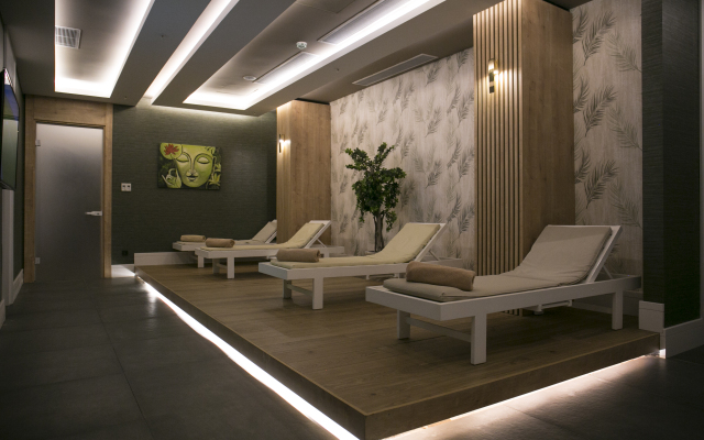 Sailor's Beach Club Hotel