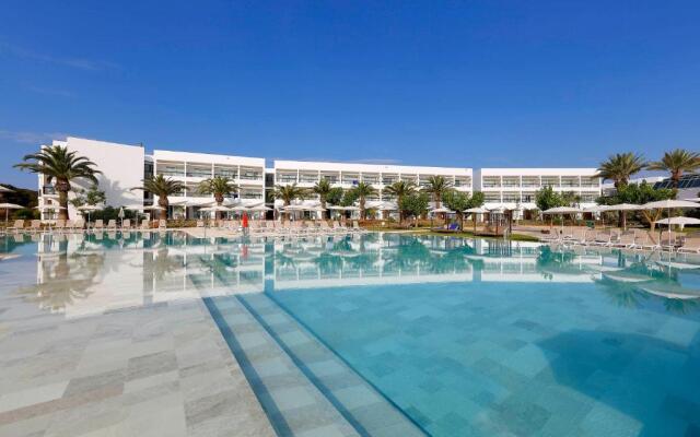 Отель Grand Palladium Palace Ibiza Resort & Spa