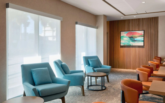 Hilton Garden Inn LAX Los Angeles Airport Hotel