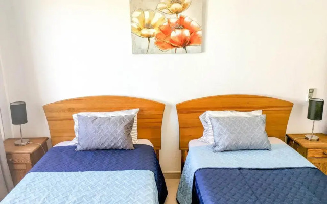Two Bedroom Apartment — 110m2, AC, Terrace, Wi-Fi