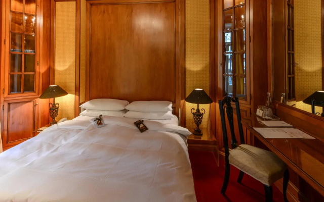 Standard Double room (full double bed) (bed type is subject to availability)