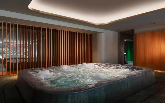 Sheraton Lake Como Hotel