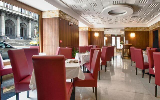 Hotel Naples