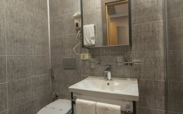 Era Palace Premium Hotel