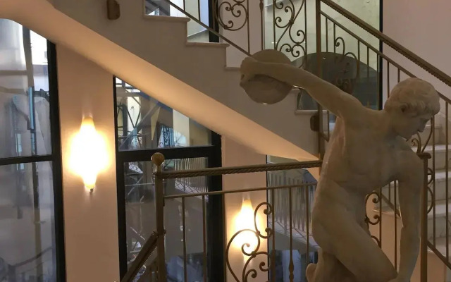 Marconi Hotel