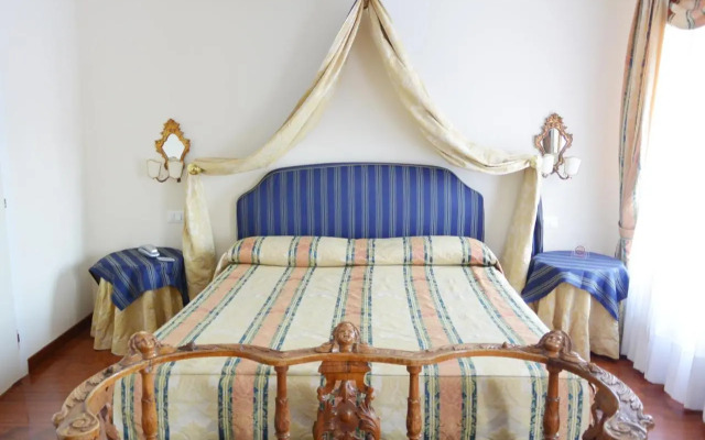 Hotel San Zulian
