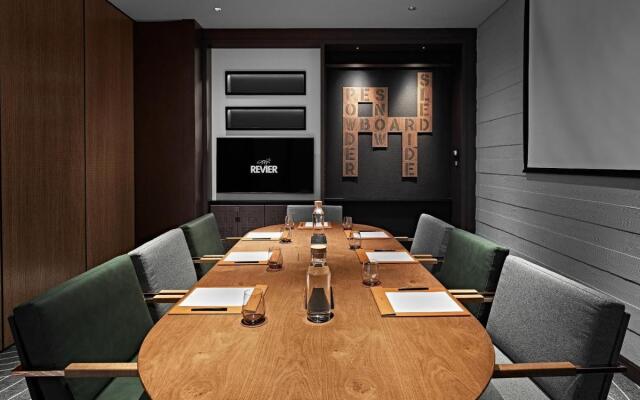 Revier Hotel - Dubai