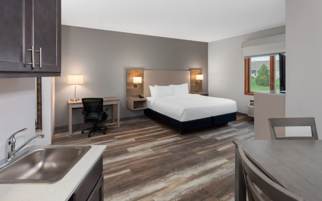 Links Bos Landen Hotel & Spa of Pella, Trademark by Wyndham