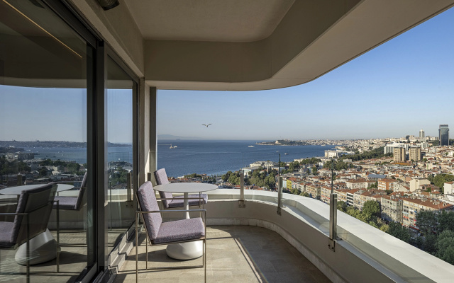 Conrad Istanbul Bosphorus