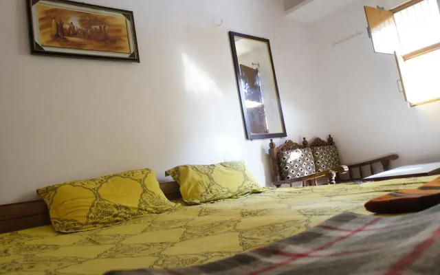 Kesher Paying Guest House