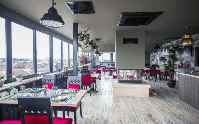 Rivada Hotel