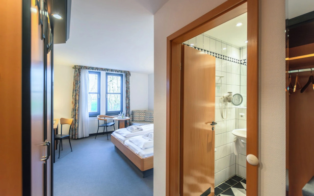 Hotel Rügenschmiede vis a vis Hiddensee