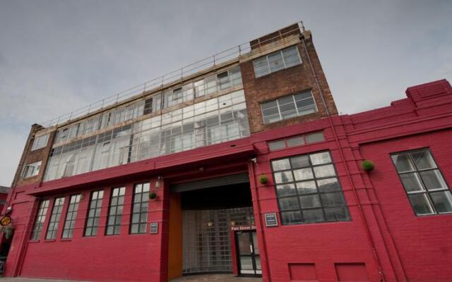 Parr Street Studios  Hotel